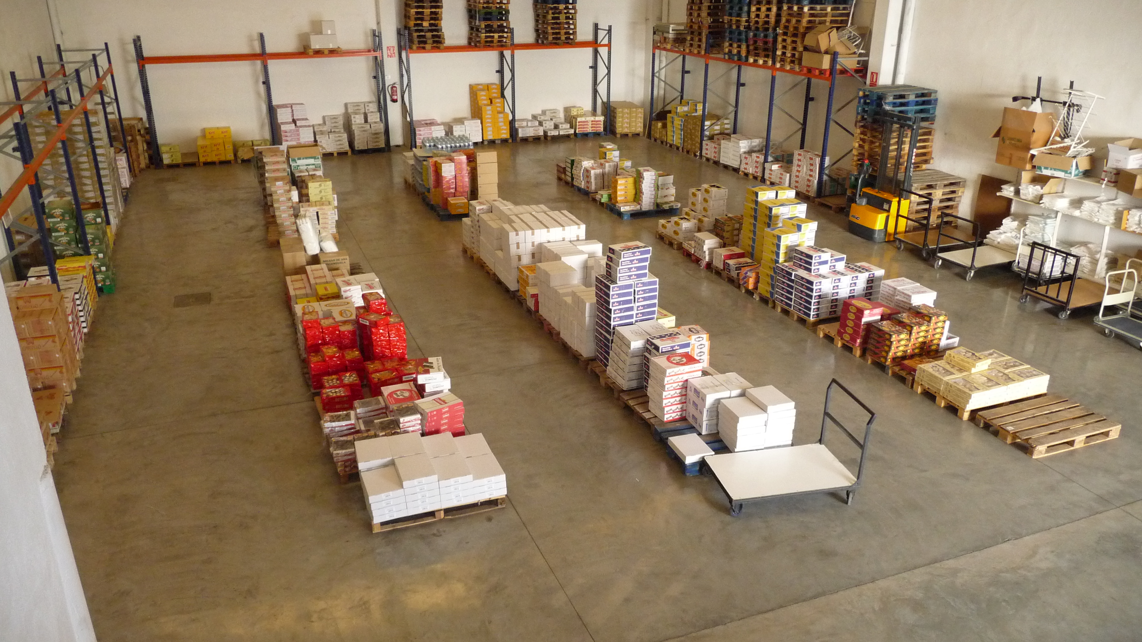 Comercial Daniel Marí